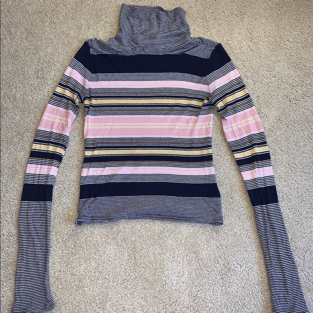 Aeropostale Turtle Neck